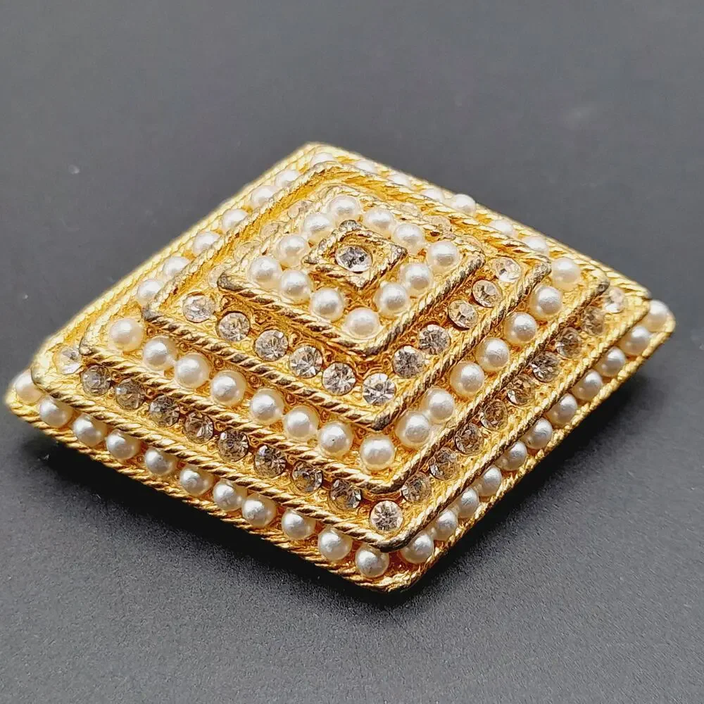 Vintage Rhinestone Faux Pearl Diamond Shaped Brooch Gold Tone Pin - 2 1/4 Inches